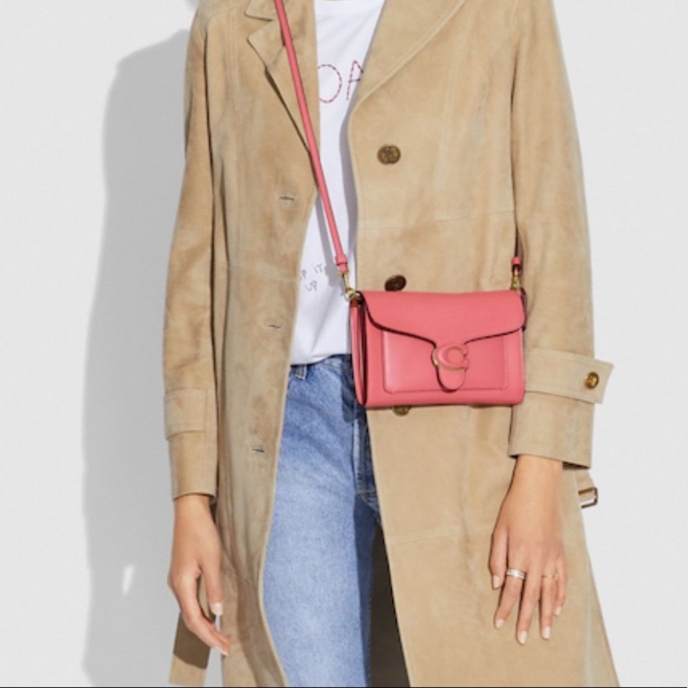 ⚡️SOLD⚡️Coach Tabby Strap Clutch - Picture 2 of 5